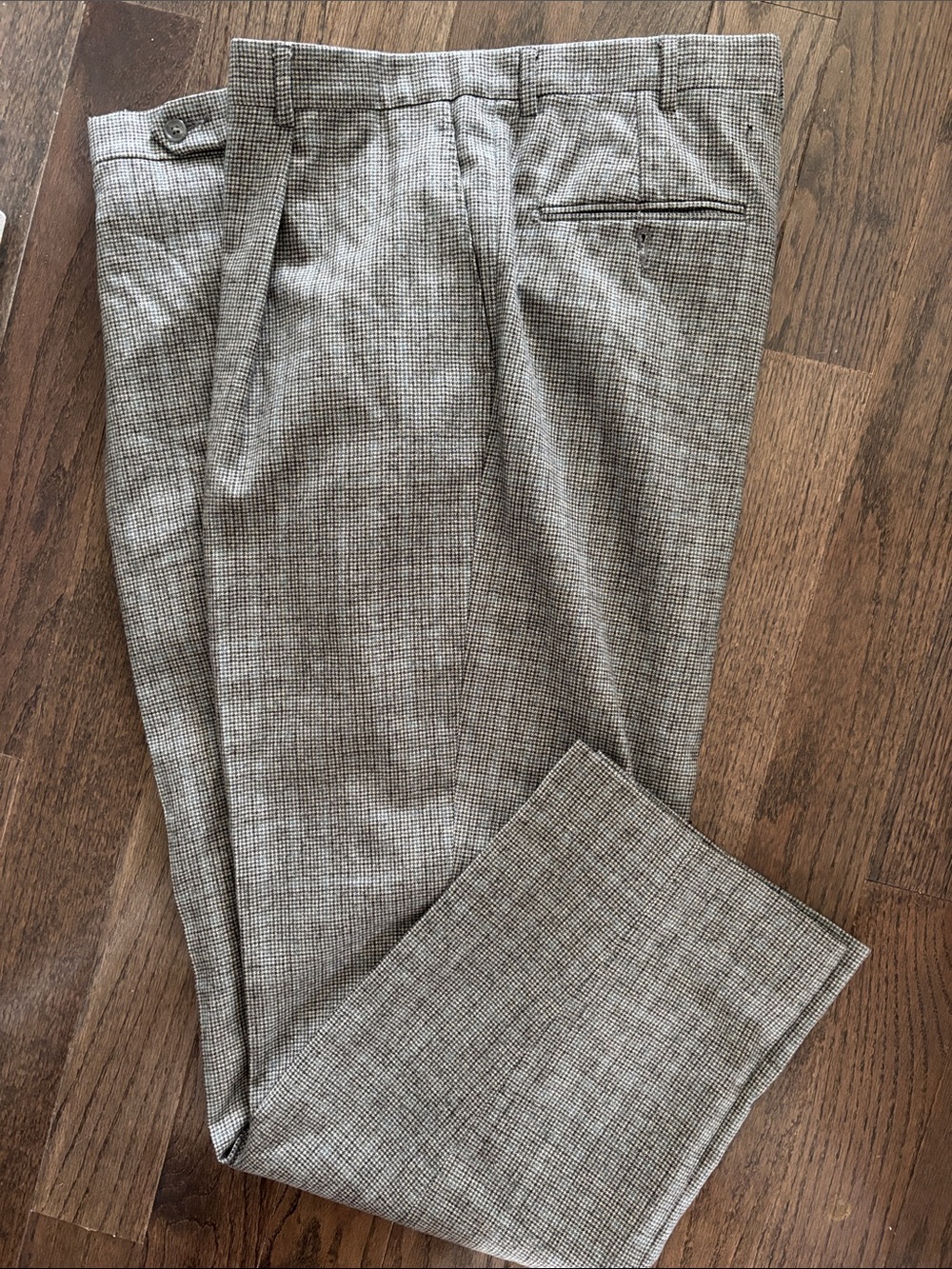 Hart Schaffner Marx wool trousers, houndstooth check, gray/blue/black,size 40